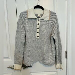 Elegant Gray and Cream Women's Turtleneck Sweater